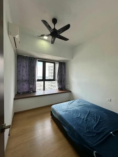 Condominium for Rent at Amberside @ Country Garden Danga Bay - Ray Wong - Bedroom - PropertyGuru.com.my