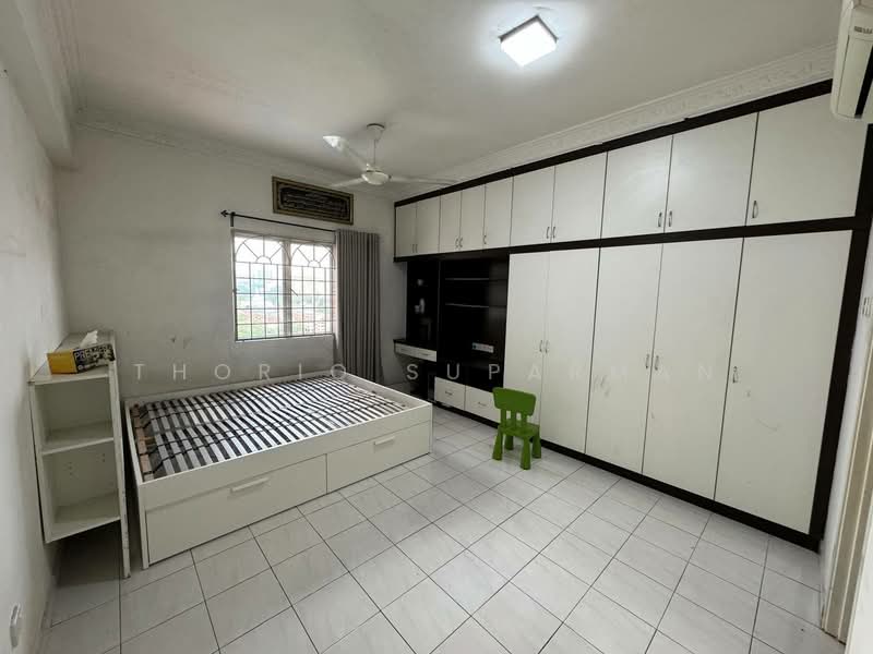 Kondominium untuk Dijual di Villa Lagenda - Thoriq Suparman - Bedroom - PropertyGuru.com.my