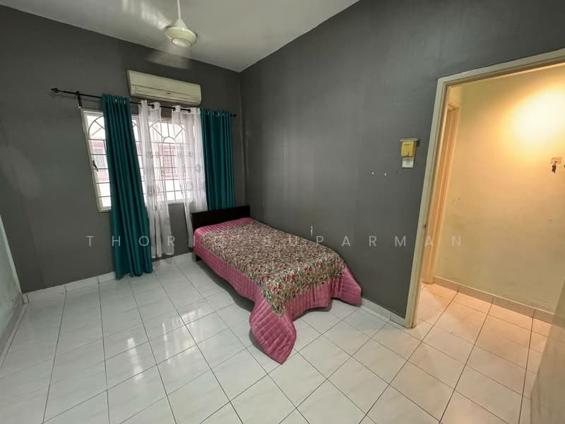 Kondominium untuk Dijual di Villa Lagenda - Thoriq Suparman - Bedroom - PropertyGuru.com.my