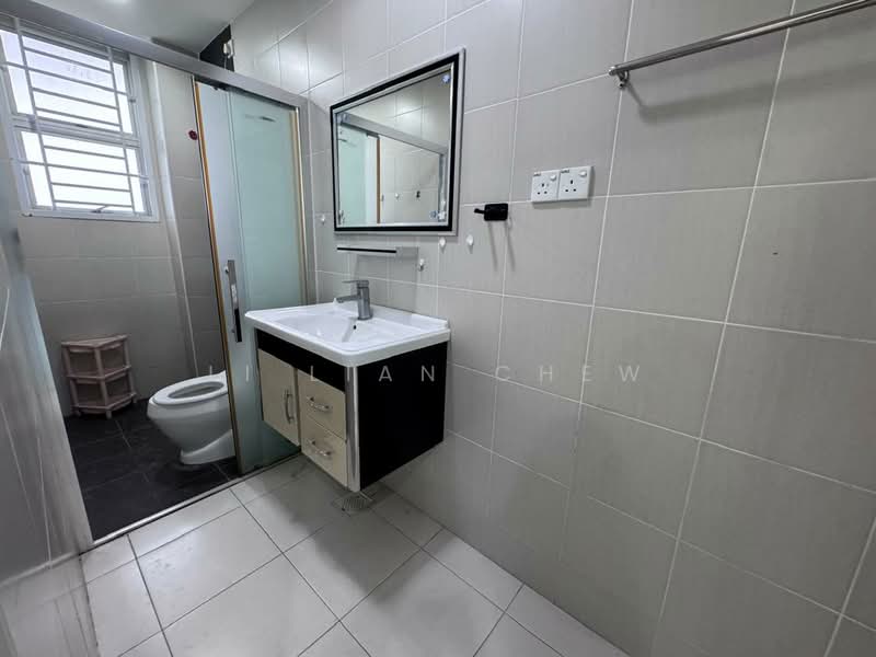 2-storey Terraced House for Sale in Taman Austin Perdana (Tebrau) - Li Lian Chew - Bathroom - PropertyGuru.com.my