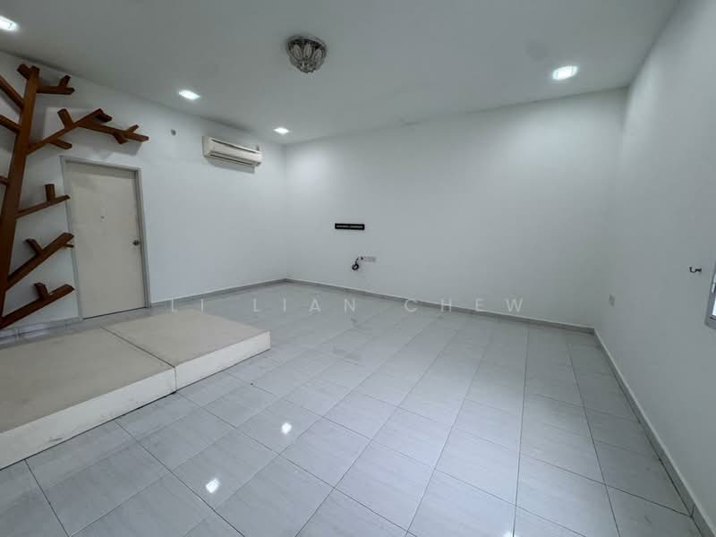 2-storey Terraced House for Sale in Taman Austin Perdana (Tebrau) - Li Lian Chew - Interior - PropertyGuru.com.my
