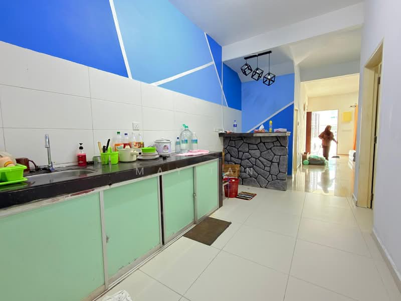 2-storey Terraced House for Sale in Bandar Seri Impian (Kluang) - May Tan - Kitchen - PropertyGuru.com.my