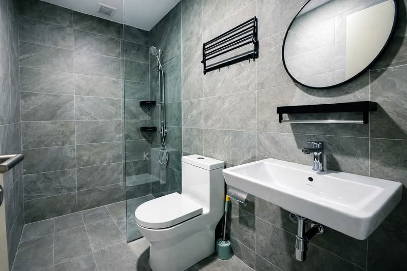 Servis Apartment untuk Disewa di Quinn Residence - Kai Yin - Bathroom - PropertyGuru.com.my