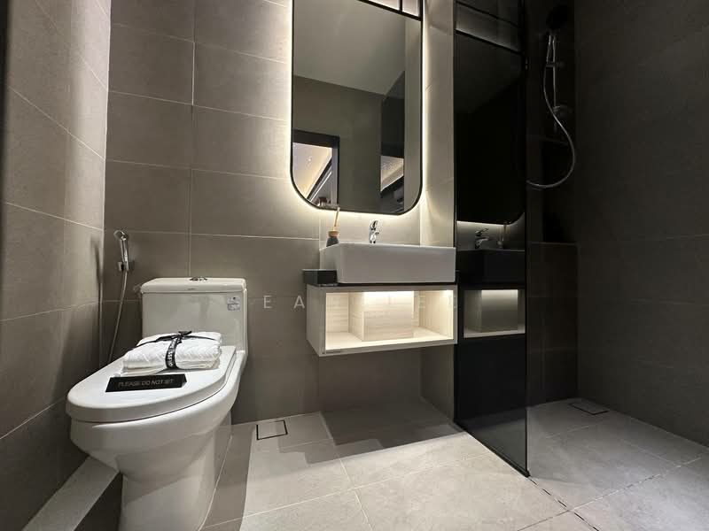 Service Residence for Sale at M Grand Minori - Sean Lee - Bathroom - PropertyGuru.com.my