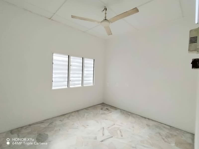 Rumah Teres 1 Tingkat untuk Dijual di Ipoh Garden (Ipoh) - Jeff Tan - Interior - PropertyGuru.com.my