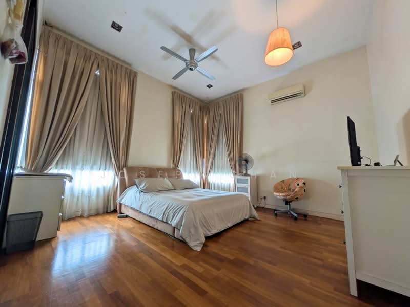 Rumah Banglo untuk Dijual di Laman Seri (Shah Alam) - Joseph Chan - Bedroom - PropertyGuru.com.my