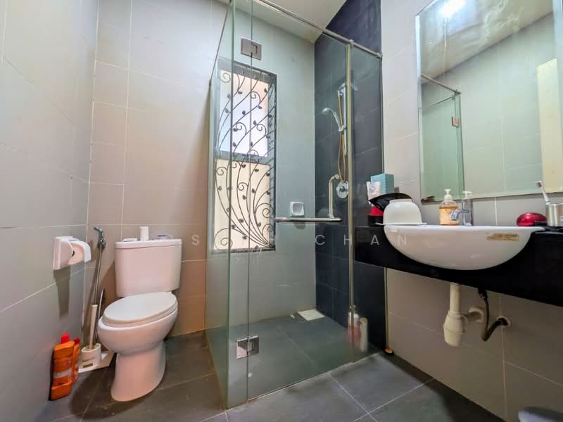 Rumah Banglo untuk Dijual di Laman Seri (Shah Alam) - Joseph Chan - Bathroom - PropertyGuru.com.my