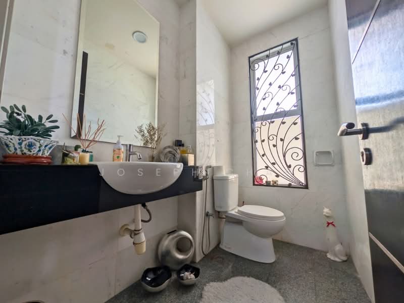 Rumah Banglo untuk Dijual di Laman Seri (Shah Alam) - Joseph Chan - Bathroom - PropertyGuru.com.my