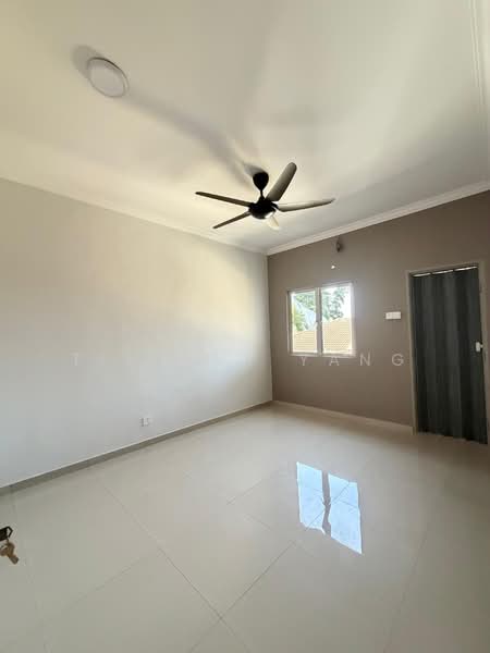 2-storey Terraced House for Sale in Rawang Perdana 2 (Rawang) - Tiffany Yang - Bedroom - PropertyGuru.com.my