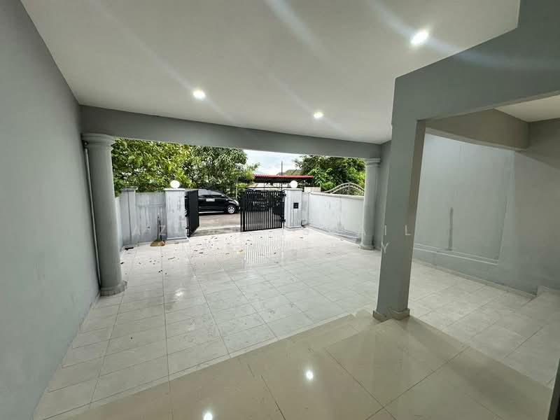 Terraced House for Sale in Skudai (Johor) - Azlan Ismail aiproperty - Exterior - PropertyGuru.com.my