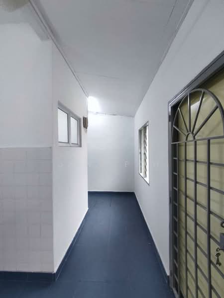 2-storey Terraced House for Sale in Bandar Country Homes (Rawang) - Jane Poh - Corridor - PropertyGuru.com.my
