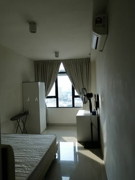 Servis Apartment untuk Disewa di Centrestage Designer Suite - Jason Chee - Bedroom - PropertyGuru.com.my
