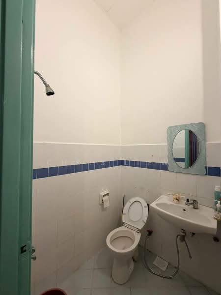 Rumah Teres 1 Tingkat untuk Dijual di Taman Setia Indah (Tebrau) - Chris Liew - Bathroom - PropertyGuru.com.my
