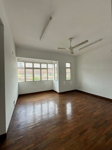Rumah Teres 2 Tingkat untuk Dijual di Kota Kemuning (Shah Alam) - CH Lee - Living Room - PropertyGuru.com.my