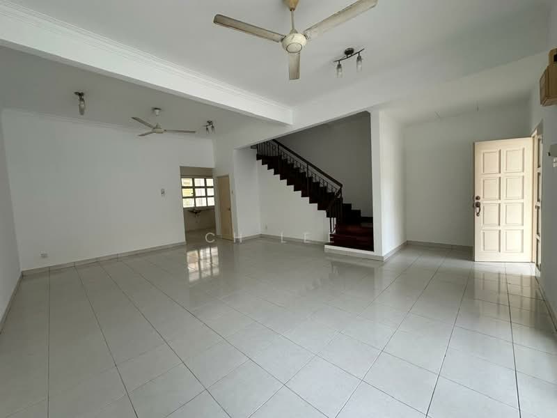 Rumah Teres 2 Tingkat untuk Dijual di Kota Kemuning (Shah Alam) - CH Lee - Living Room - PropertyGuru.com.my