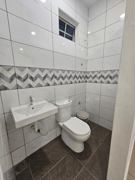 2-storey Terraced House for Sale in Skudai (Johor) - Ziv Chiam - Bathroom - PropertyGuru.com.my