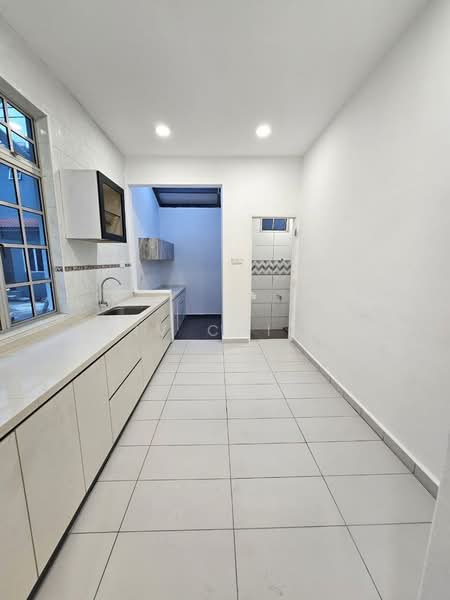 2-storey Terraced House for Sale in Skudai (Johor) - Ziv Chiam - Kitchen - PropertyGuru.com.my