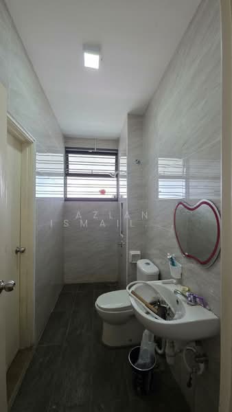 Cluster House for Sale in Johor Bahru (Johor) - Azlan Ismail aiproperty - Bathroom - PropertyGuru.com.my