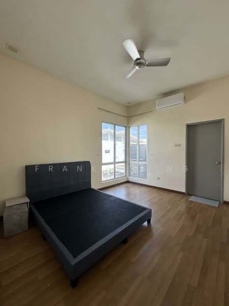 Rumah Berkembar untuk Disewa di Rawang (Selangor) - Frankie Sing - Bedroom - PropertyGuru.com.my