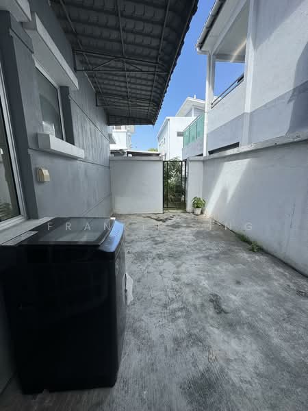 Rumah Berkembar untuk Disewa di Rawang (Selangor) - Frankie Sing - Exterior - PropertyGuru.com.my