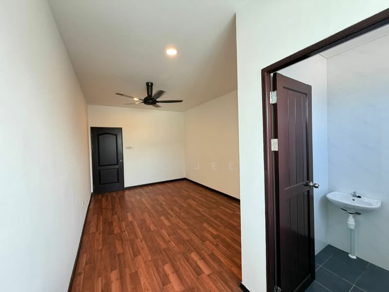 2-storey Terraced House for Rent in Kuching (Sarawak) - KC Jee - PropertyGuru.com.my