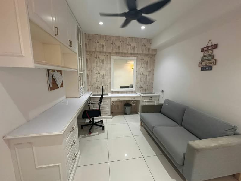 Servis Apartment untuk Disewa di Avenue D'Vogue - Jason Chee - Study - PropertyGuru.com.my
