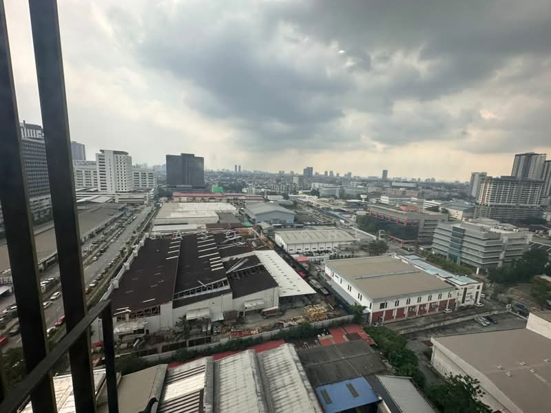 Servis Apartment untuk Disewa di Avenue D'Vogue - Jason Chee - Exterior - PropertyGuru.com.my