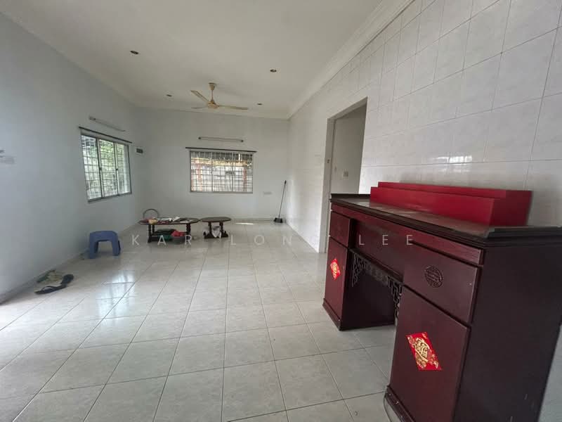 Bungalow for Sale in Lahat (Perak) - Kar Long Lee - PropertyGuru.com.my