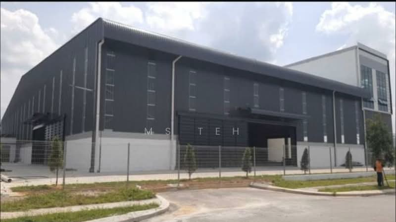 Semi-D Factory for Rent in Bandar Puncak Alam (Puncak Alam) - Ms Teh - Exterior - PropertyGuru.com.my
