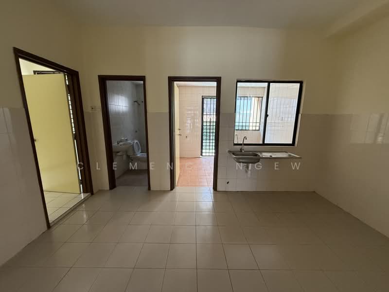 3-storey Terraced House for Sale in Mutiara Bukit Jalil (Bukit Jalil) - Clemence Ngew - Bathroom - PropertyGuru.com.my