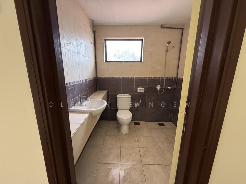 3-storey Terraced House for Sale in Mutiara Bukit Jalil (Bukit Jalil) - Clemence Ngew - Bathroom - PropertyGuru.com.my
