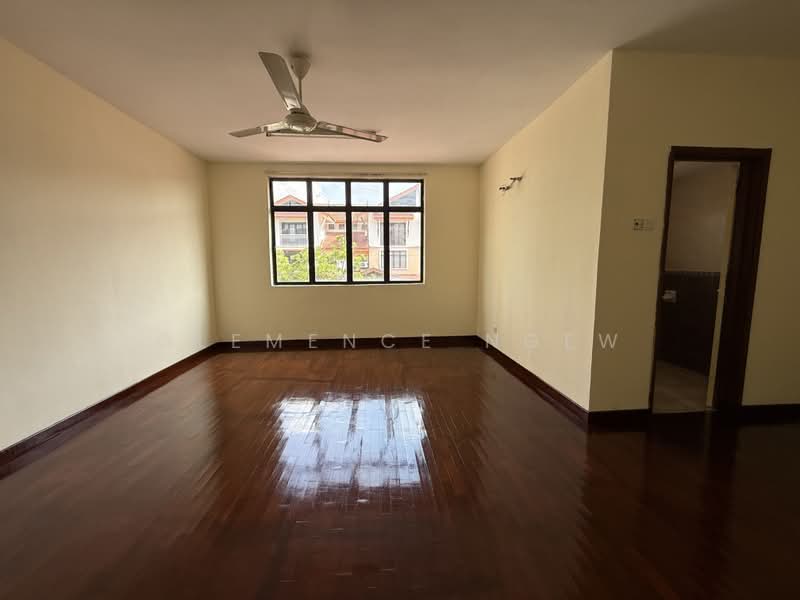 3-storey Terraced House for Sale in Mutiara Bukit Jalil (Bukit Jalil) - Clemence Ngew - Living Room - PropertyGuru.com.my