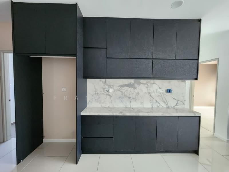 Service Residence for Rent at Three33 Residence - Frankie Sing - Kitchen - PropertyGuru.com.my