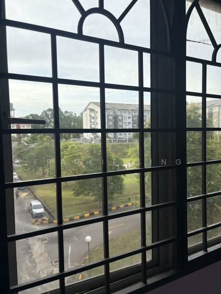 Pangsapuri untuk Dijual di Pangsapuri Taman Bukit Rawang Putra - Frankie Sing - View - PropertyGuru.com.my