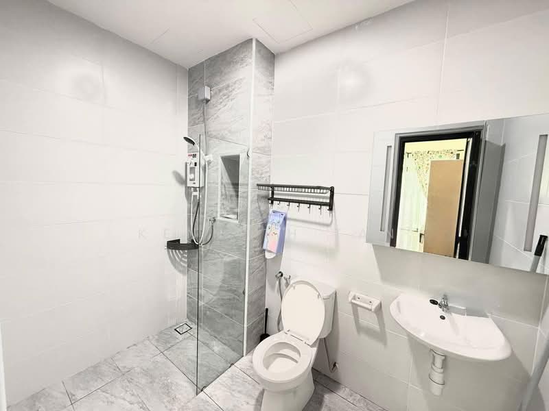 Kondominium untuk Disewa di KSL Residence 2 @ Kangkar Tebrau - Kenneth Tan - Bathroom - PropertyGuru.com.my