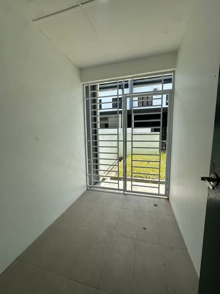 2-storey Terraced House for Rent in Kuching (Sarawak) - KC Jee - Exterior - PropertyGuru.com.my