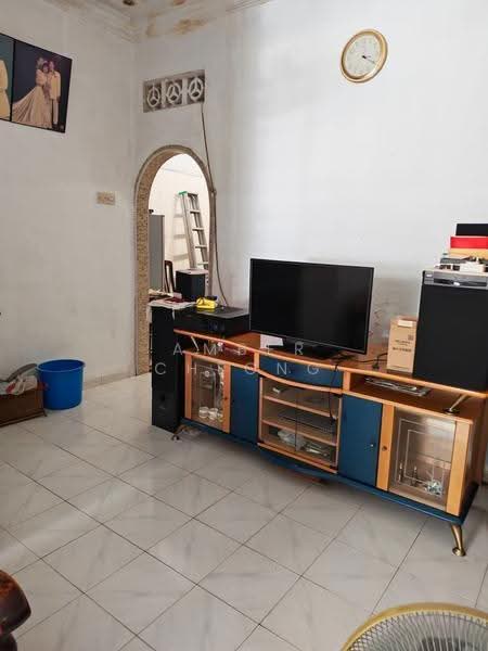 1-storey Terraced House for Sale in Sungai Besi (Kuala Lumpur) - Amber Cheong - Living Room - PropertyGuru.com.my