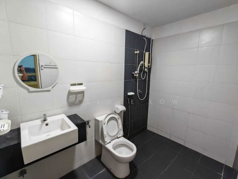 Apartment for Rent at Idaman Residence - Clarence Low - Bathroom - PropertyGuru.com.my