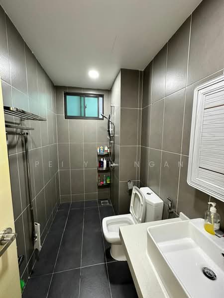 Servis Apartment untuk Disewa di Greenfield Residence - Pei Yin Ngan - Bathroom - PropertyGuru.com.my