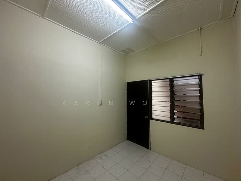 1-storey Terraced House for Sale in Jalan Klang Lama (Old Klang Road) (Kuala Lumpur) - Aaron Wong - Interior - PropertyGuru.com.my