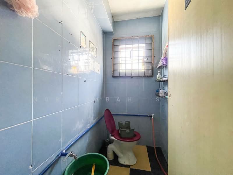 2-storey Terraced House for Sale in Taman Bandar Sunway (Petaling Jaya) - Nur Adibah Ishak - Bathroom - PropertyGuru.com.my