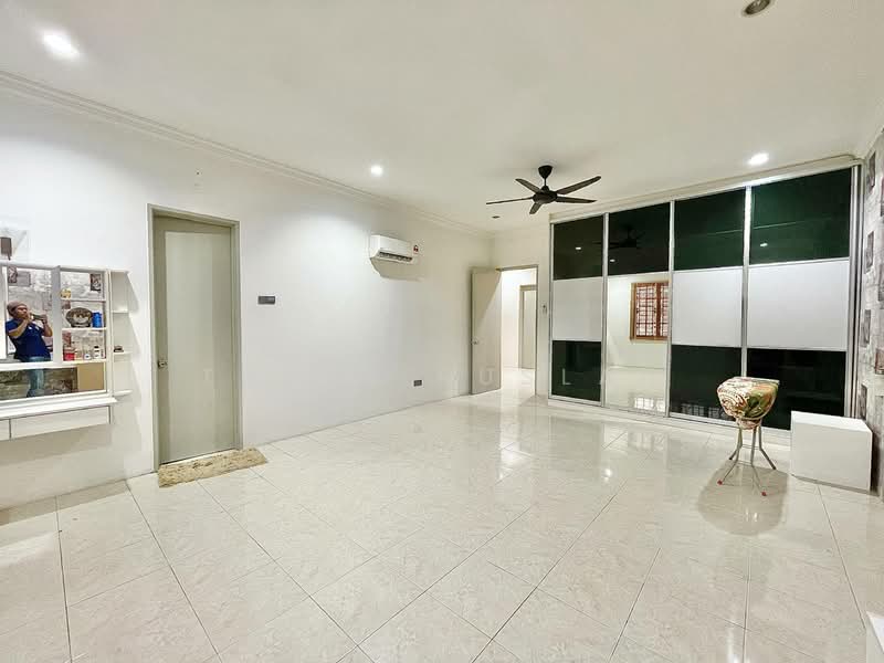 Semi-Detached House for Sale in Bandar Nusaputra (Puchong) - Tasya Ruslan - Interior - PropertyGuru.com.my