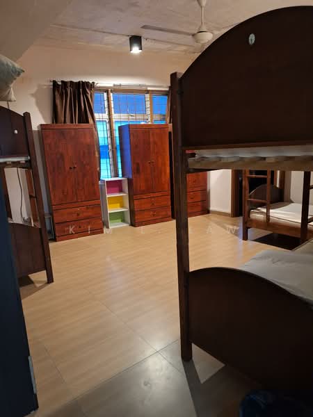 Pangsapuri untuk Dijual di Ria Apartment - Kim L. Law - Bedroom - PropertyGuru.com.my