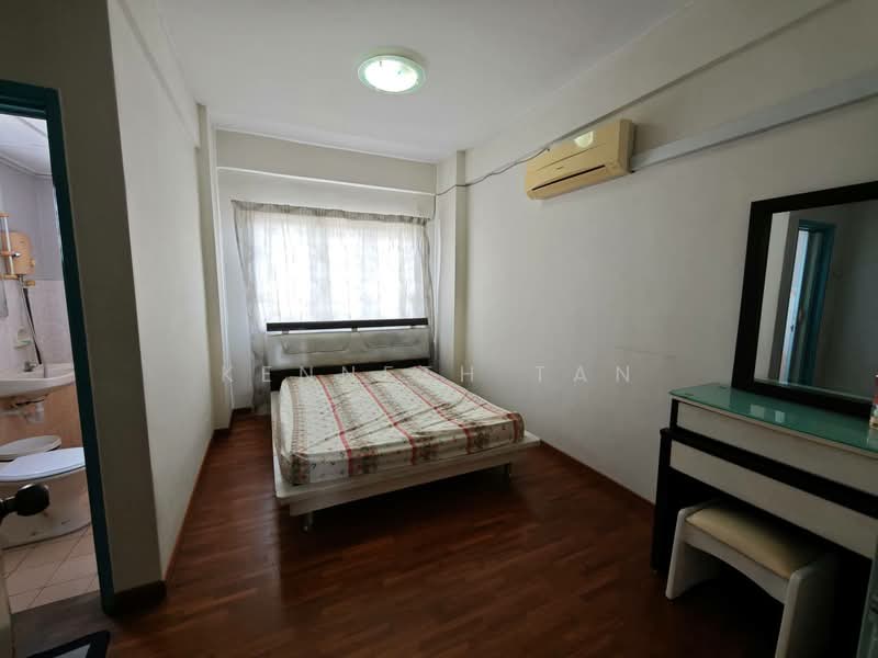 Apartment for Rent at Bayu Puteri 3 - Kenneth Tan - Bedroom - PropertyGuru.com.my