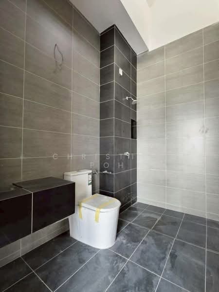 2-storey Terraced House for Sale in Bandar Dato Onn (Tebrau) - Christine Poh - Bathroom - PropertyGuru.com.my