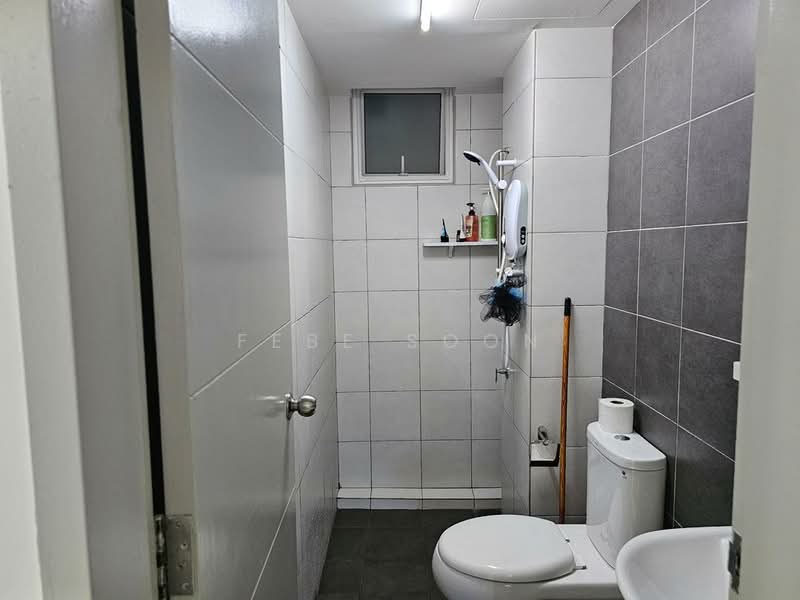 Condominium for Sale at Fairview Residence - Febe Soon - Bathroom - PropertyGuru.com.my
