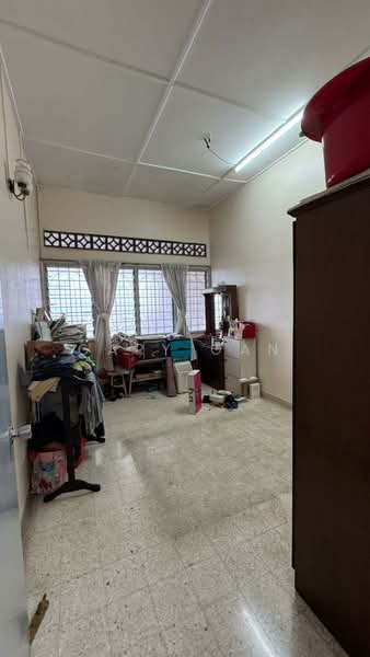 1-storey Terraced House for Sale in Taman Ehsan (Kepong) - Gary Gan - Bedroom - PropertyGuru.com.my