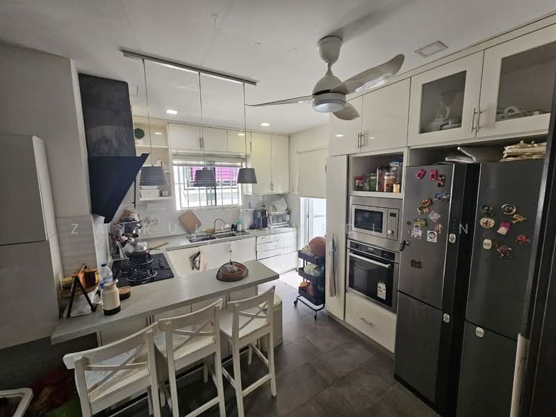 Rumah Teres 3 Tingkat untuk Dijual di Denai Alam (Shah Alam) - Zairul Hamedi Bin Zainal - Kitchen - PropertyGuru.com.my