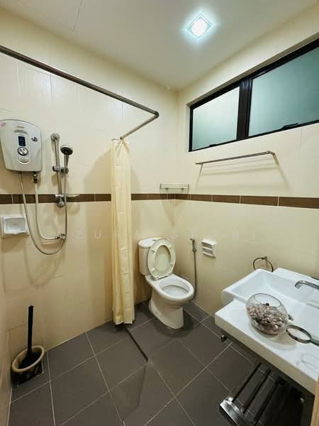 3-storey Terraced House for Sale in Tanjung Bungah (Penang) - Azura Ghani - Bathroom - PropertyGuru.com.my