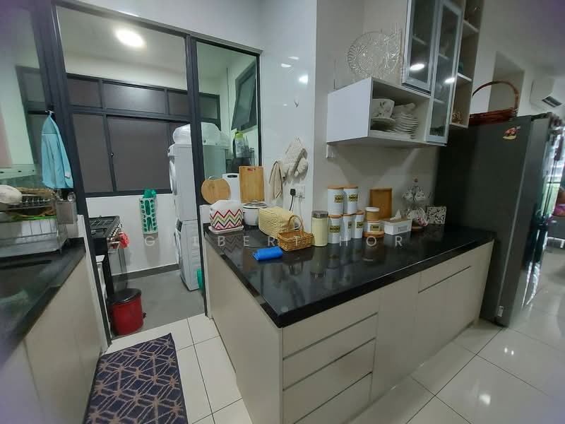 Servis Apartment untuk Dijual di KL Traders Square - Gilbert Hor - Kitchen - PropertyGuru.com.my